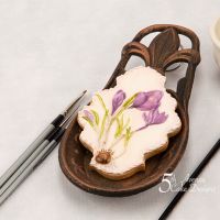 Crocus Flower Cookie for Mom